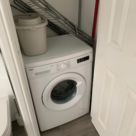 Platform Avenues Apartment 2 With Free Street Parking Kingston upon Hull Exteriér fotografie