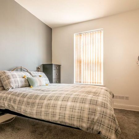 Platform Avenues Apartment 2 With Free Street Parking Kingston upon Hull Exteriér fotografie